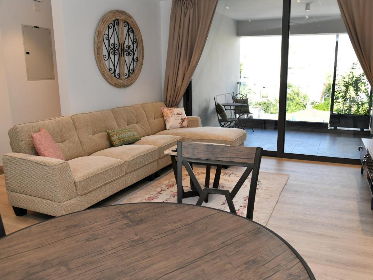 Aparthotel Baz Tower Nikozja Zewnętrze zdjęcie