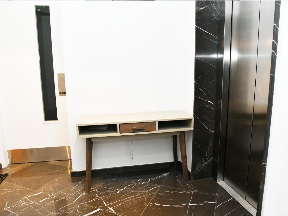 Aparthotel Baz Tower Nikozja Zewnętrze zdjęcie